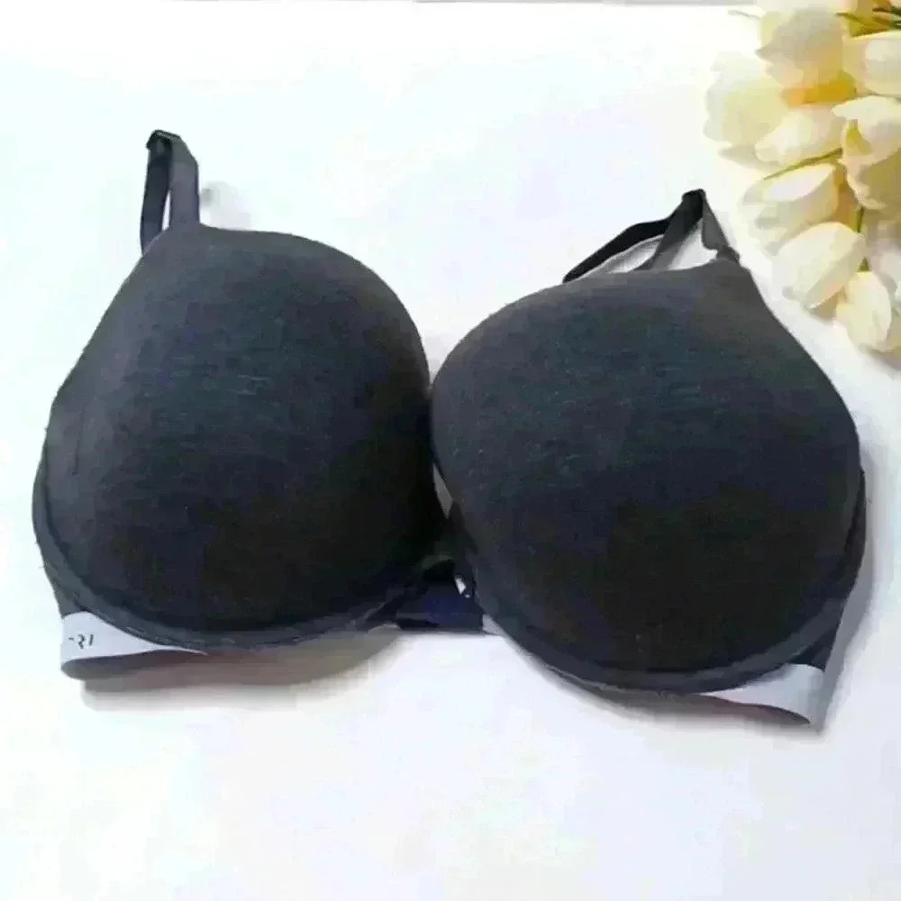 Victoria's Secret womens bra